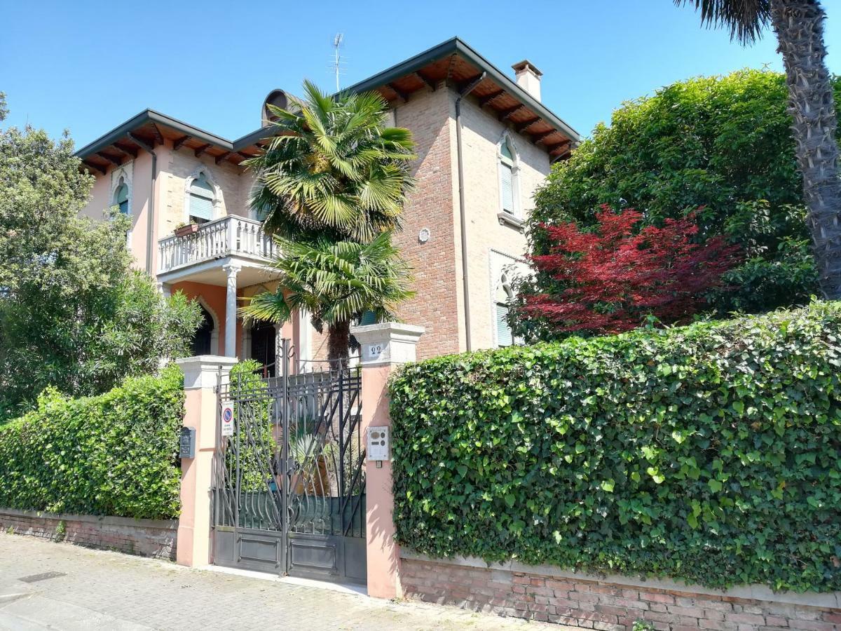 Villa Berghinz Lido di Venezia Bagian luar foto